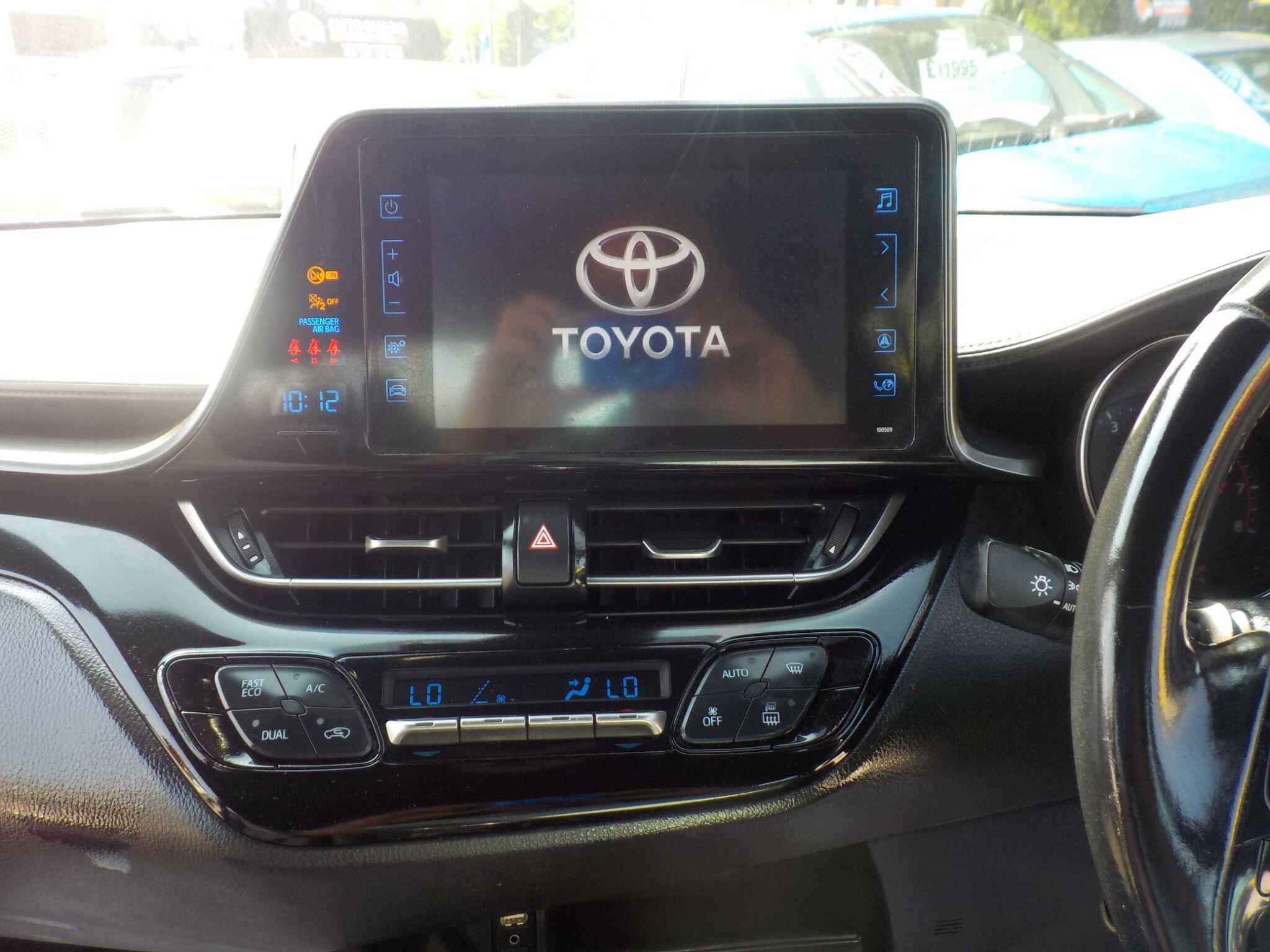 Toyota C-HR 1.2 VVT-i Icon Euro 6 (s/s) 5dr