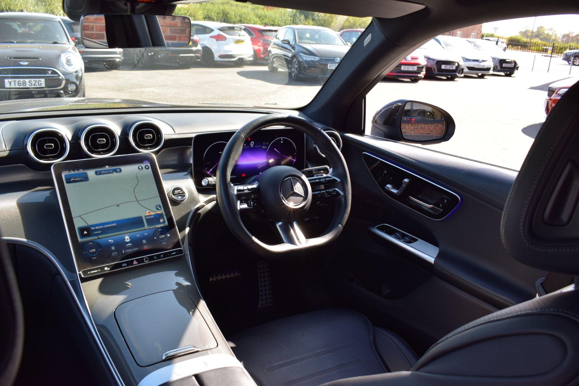 Mercedes-Benz GLC view 27