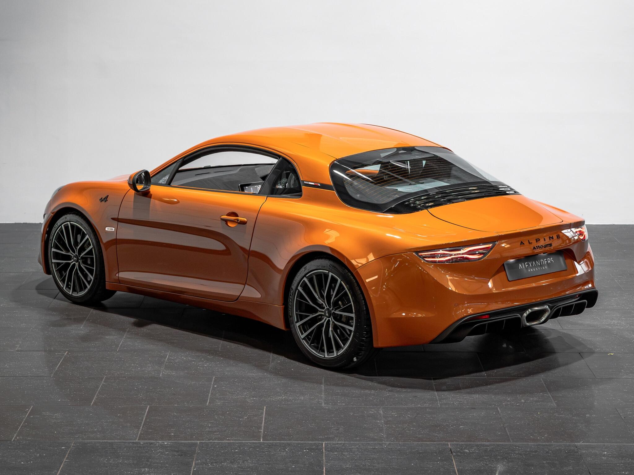 Alpine A110 view 6