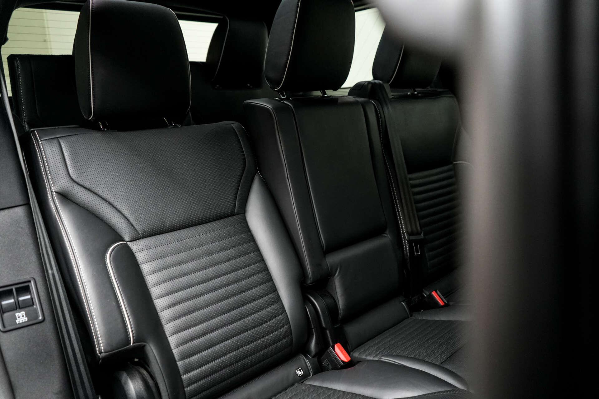 Land Rover Discovery view 20