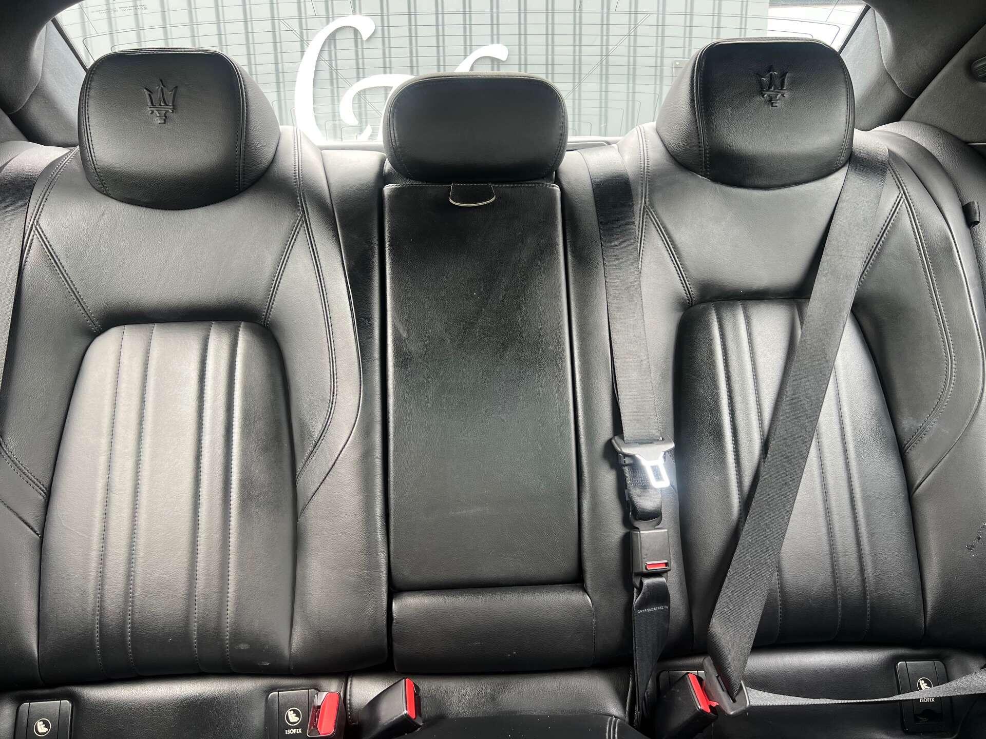 Maserati Ghibli view 36