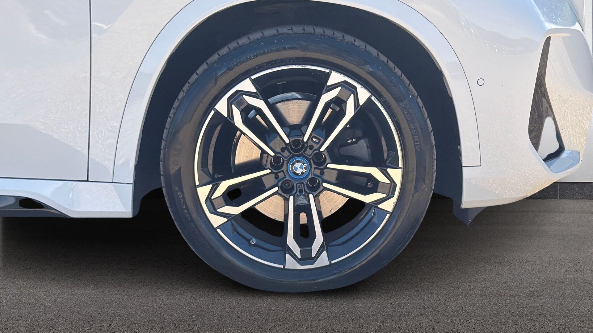 BMW X1 view 14
