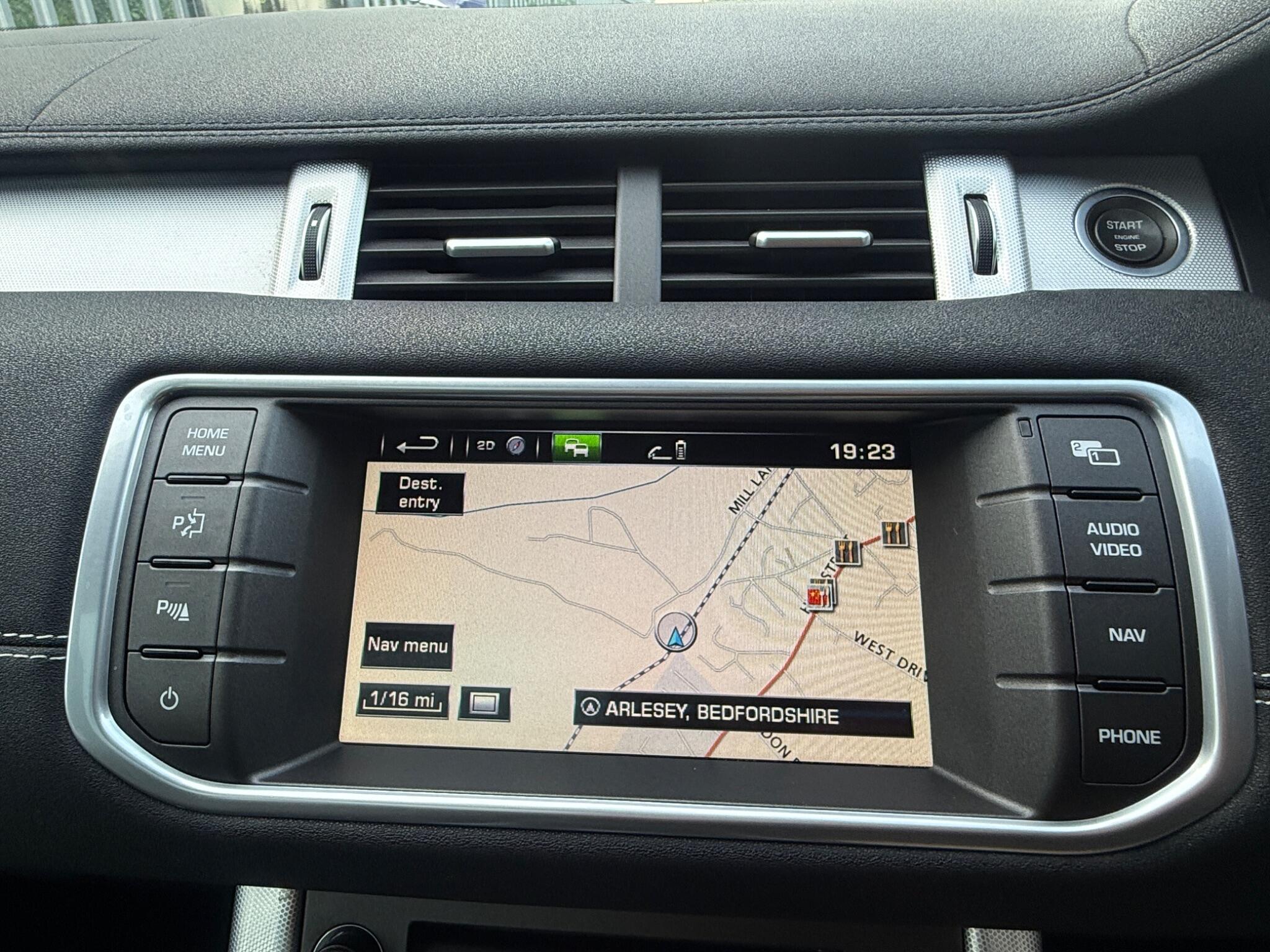 2014 Land Rover Range Rover Evoque image 40