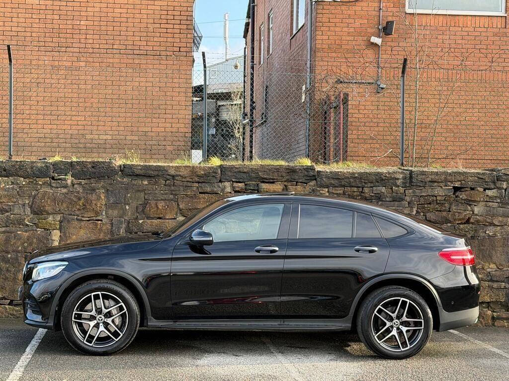 Mercedes-Benz GLC view 4
