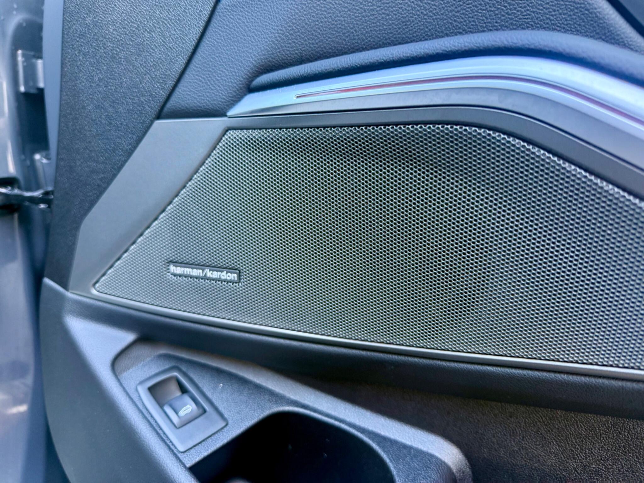 BMW 3 Series view 31
