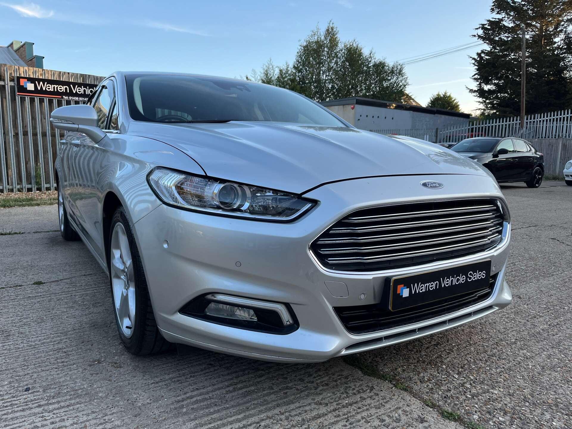 Ford Mondeo view 19