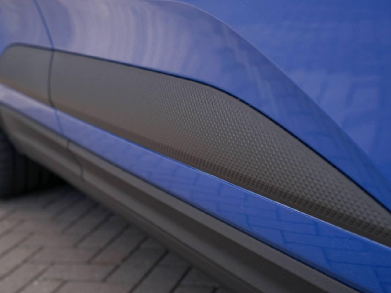 Porsche Macan view 44