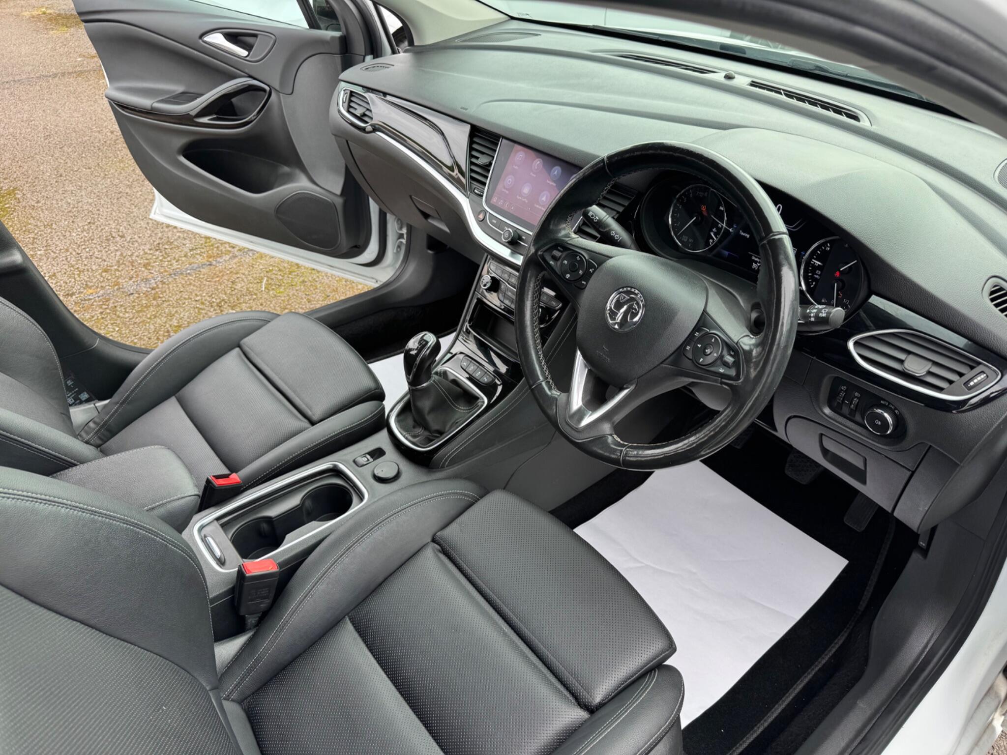 Vauxhall Astra view 38
