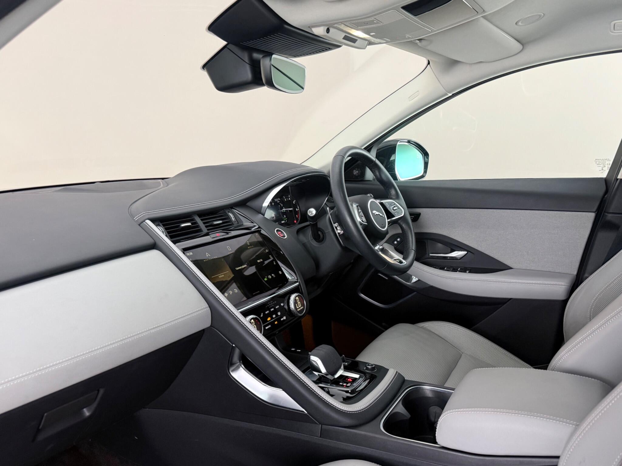 Jaguar E-Pace view 4