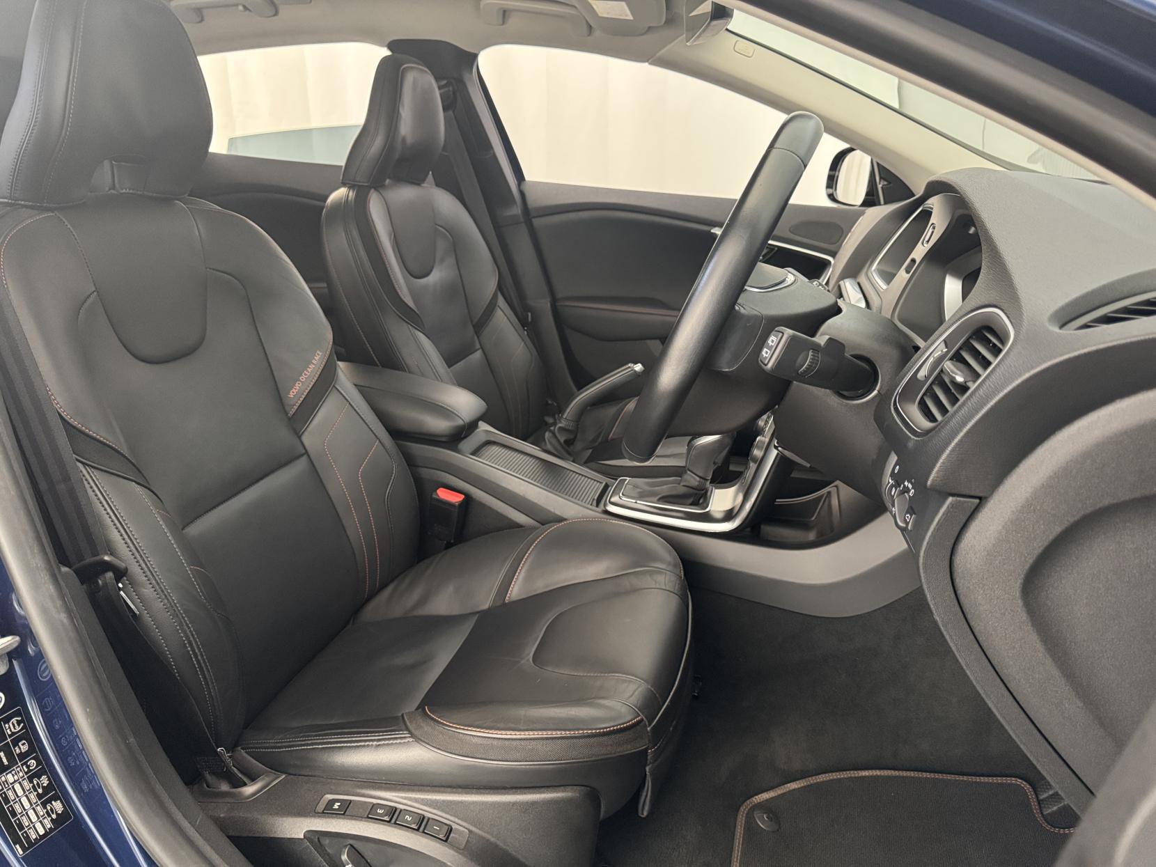 Volvo V40 view 61