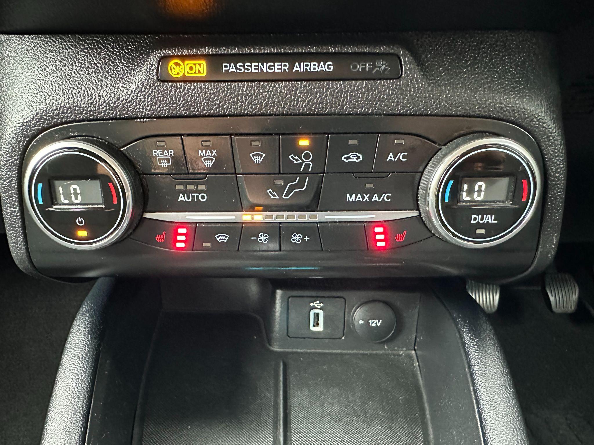 2019 Ford Focus 1.0T EcoBoost Titanium Euro 6 (s/s) 5dr • 38,500 miles image 20