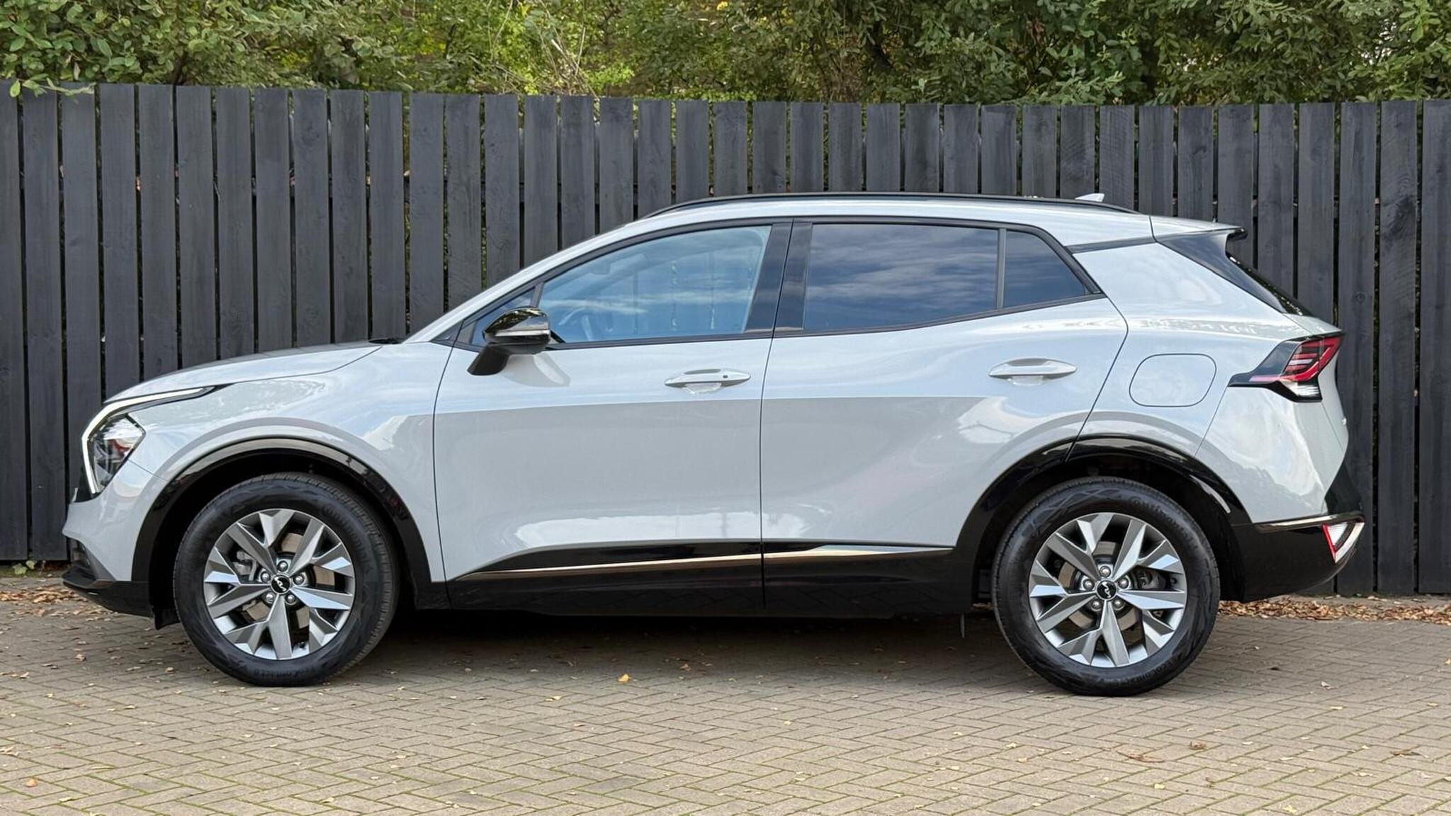 Kia Sportage view 5