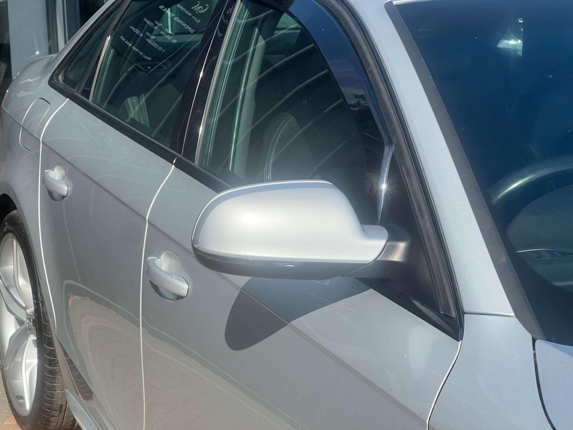 Audi A4 view 6