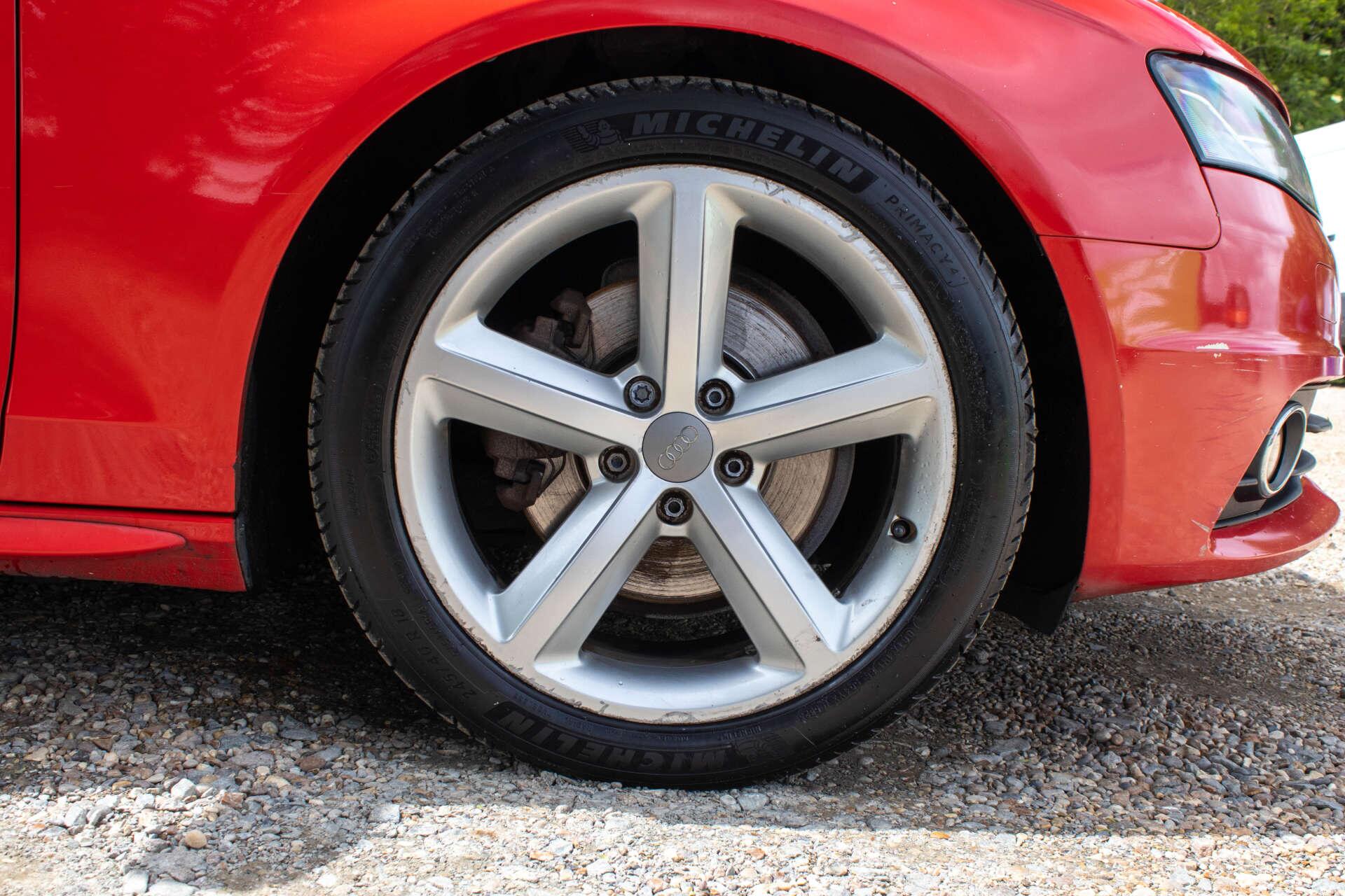 Audi A4 view 33