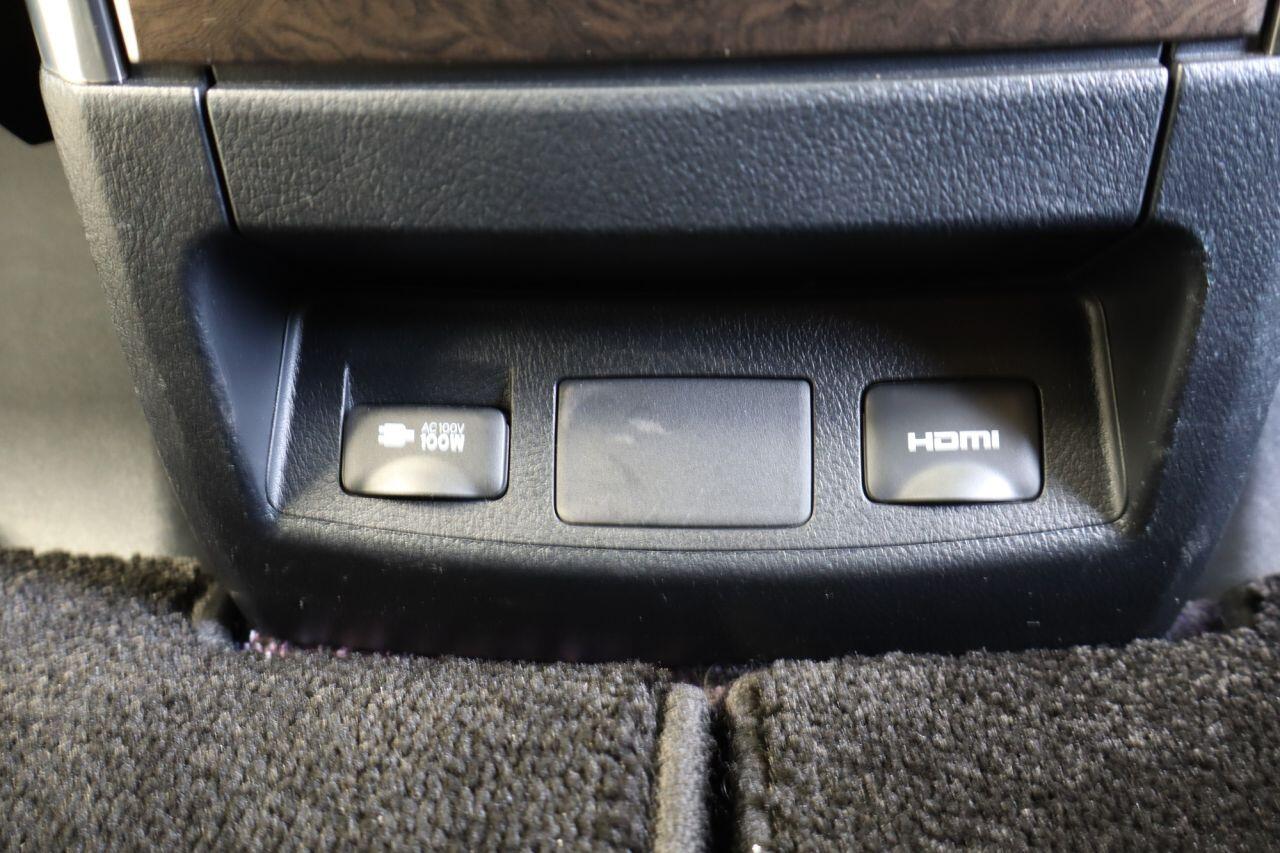 Toyota Alphard view 36