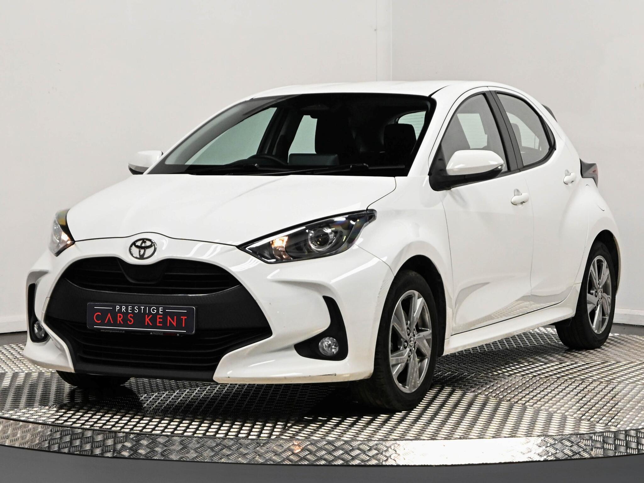 Toyota Yaris view 6