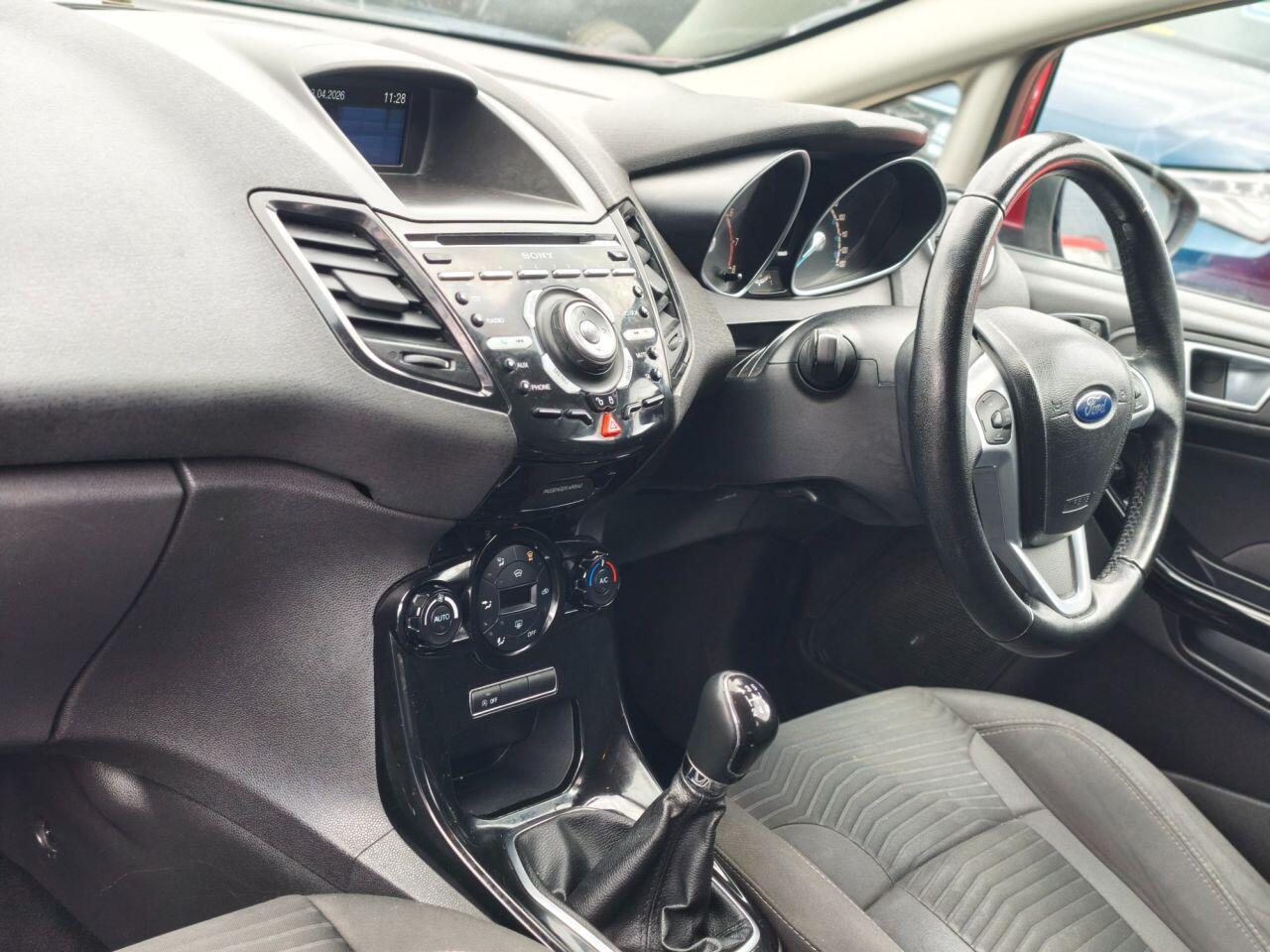 Ford Fiesta view 15