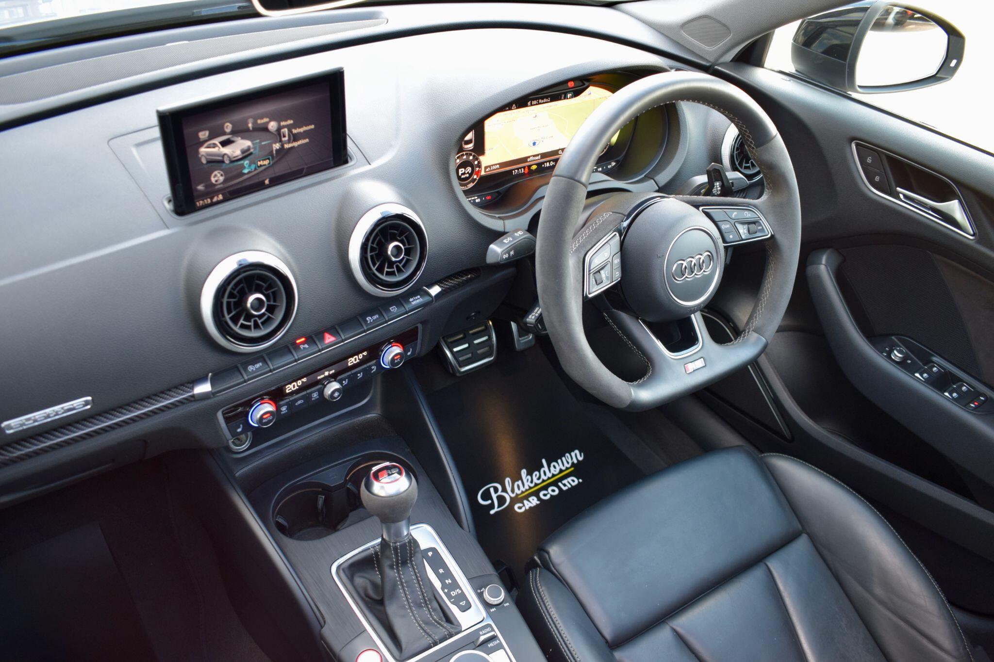 Audi RS3 view 9