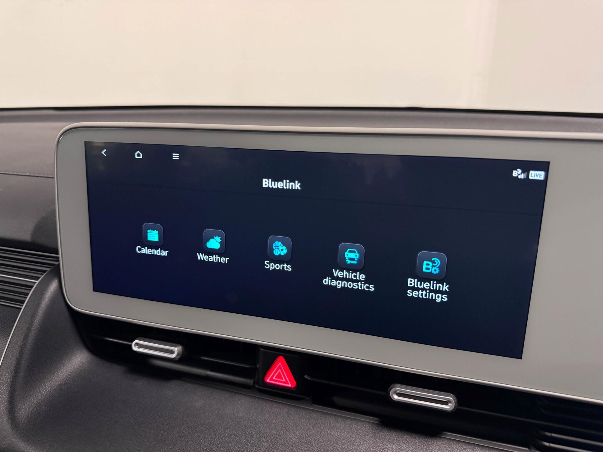 Hyundai Ioniq 5 view 50