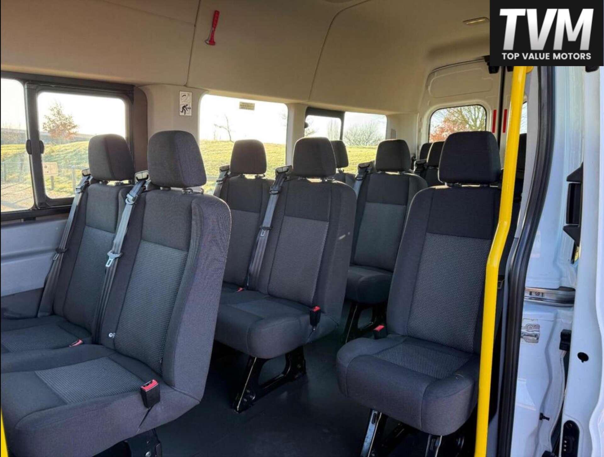 Ford Transit view 19