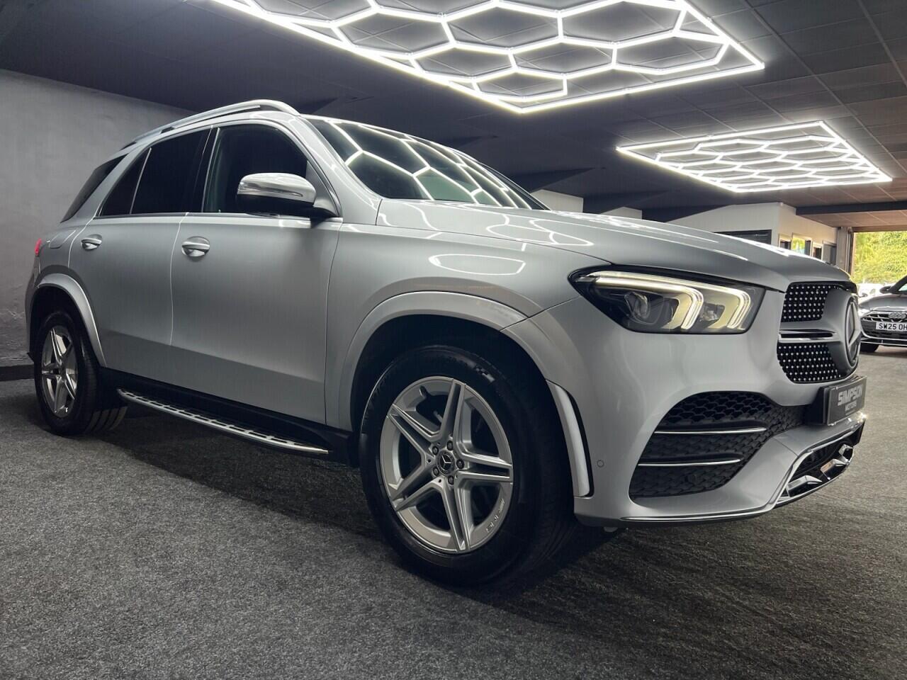 Mercedes-Benz Gle view 15