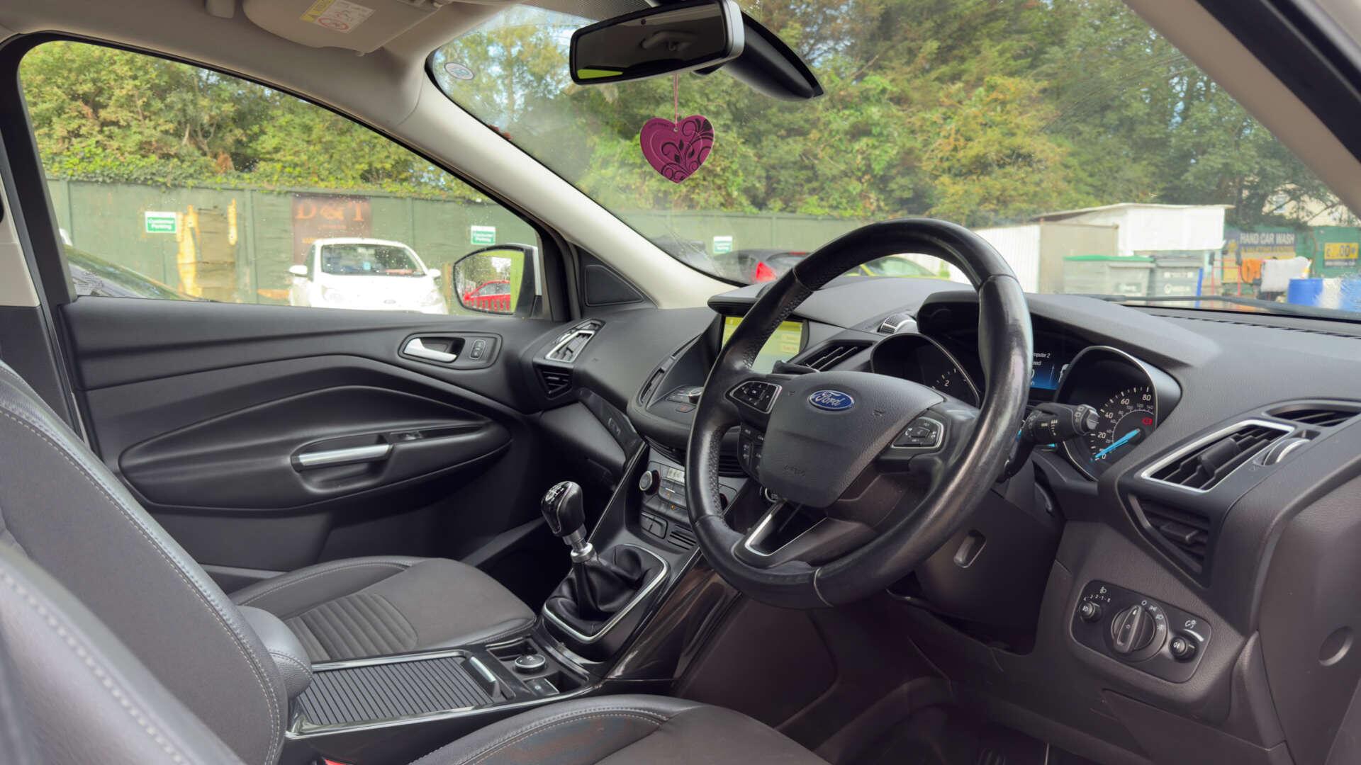 Ford Kuga view 7