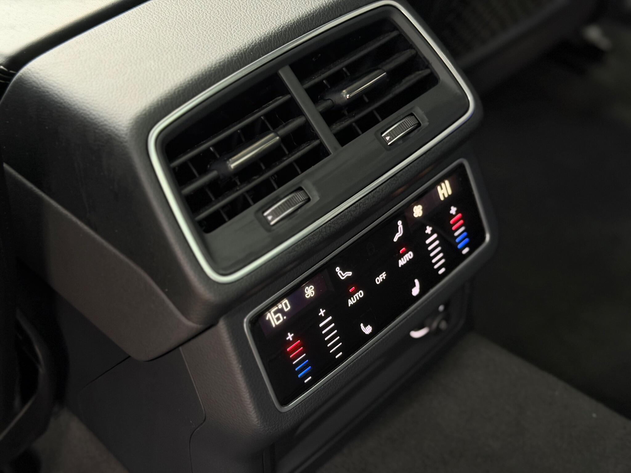 Audi RS6 view 39