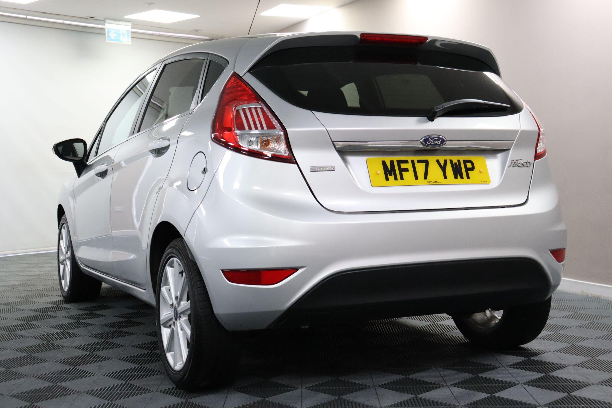 Ford Fiesta view 29