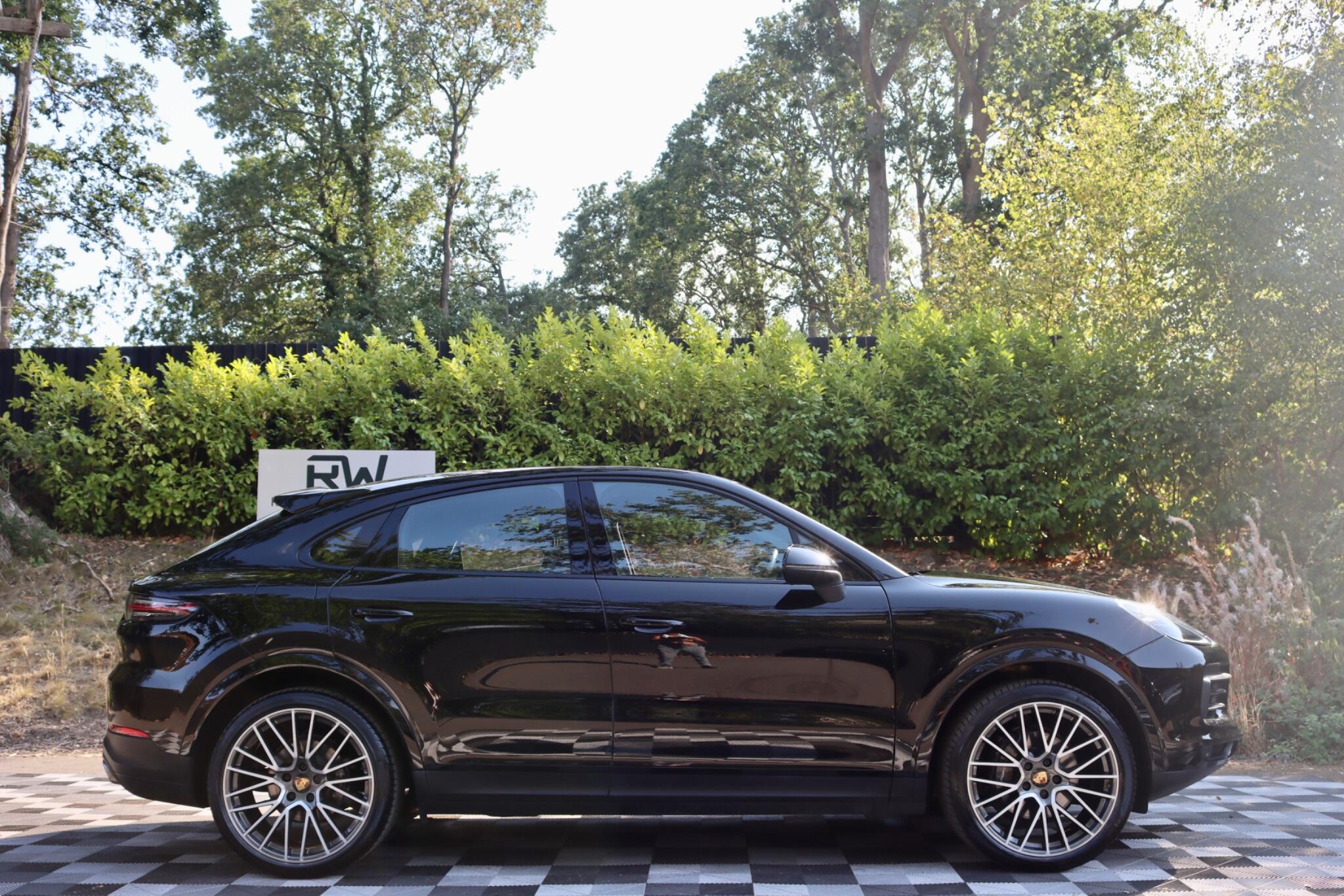 Porsche Cayenne view 2