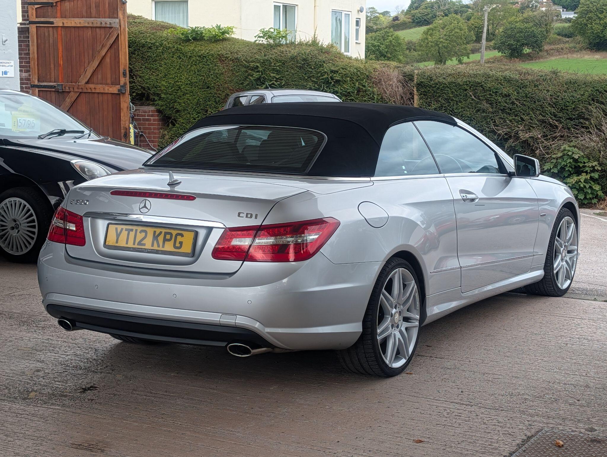 Mercedes-Benz E-Class view 13