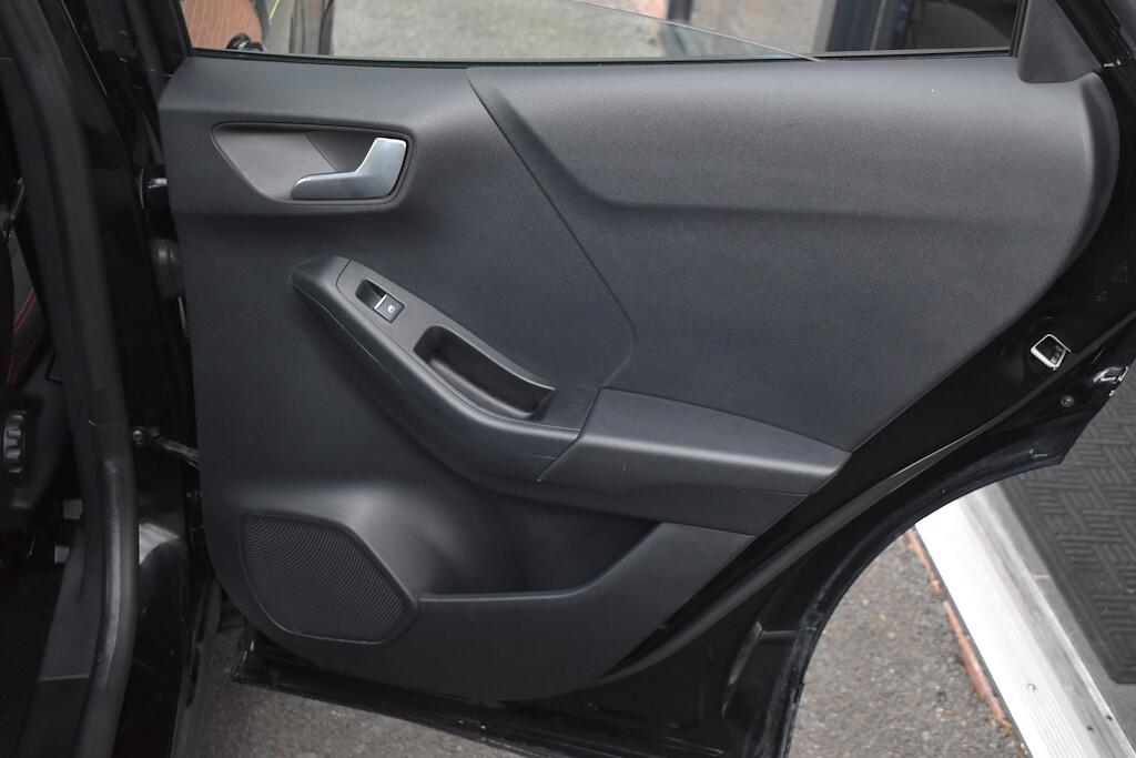 Ford Puma view 35