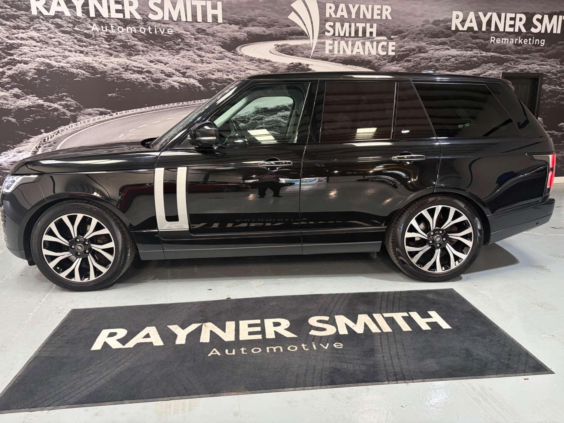 Land Rover Range Rover view 5