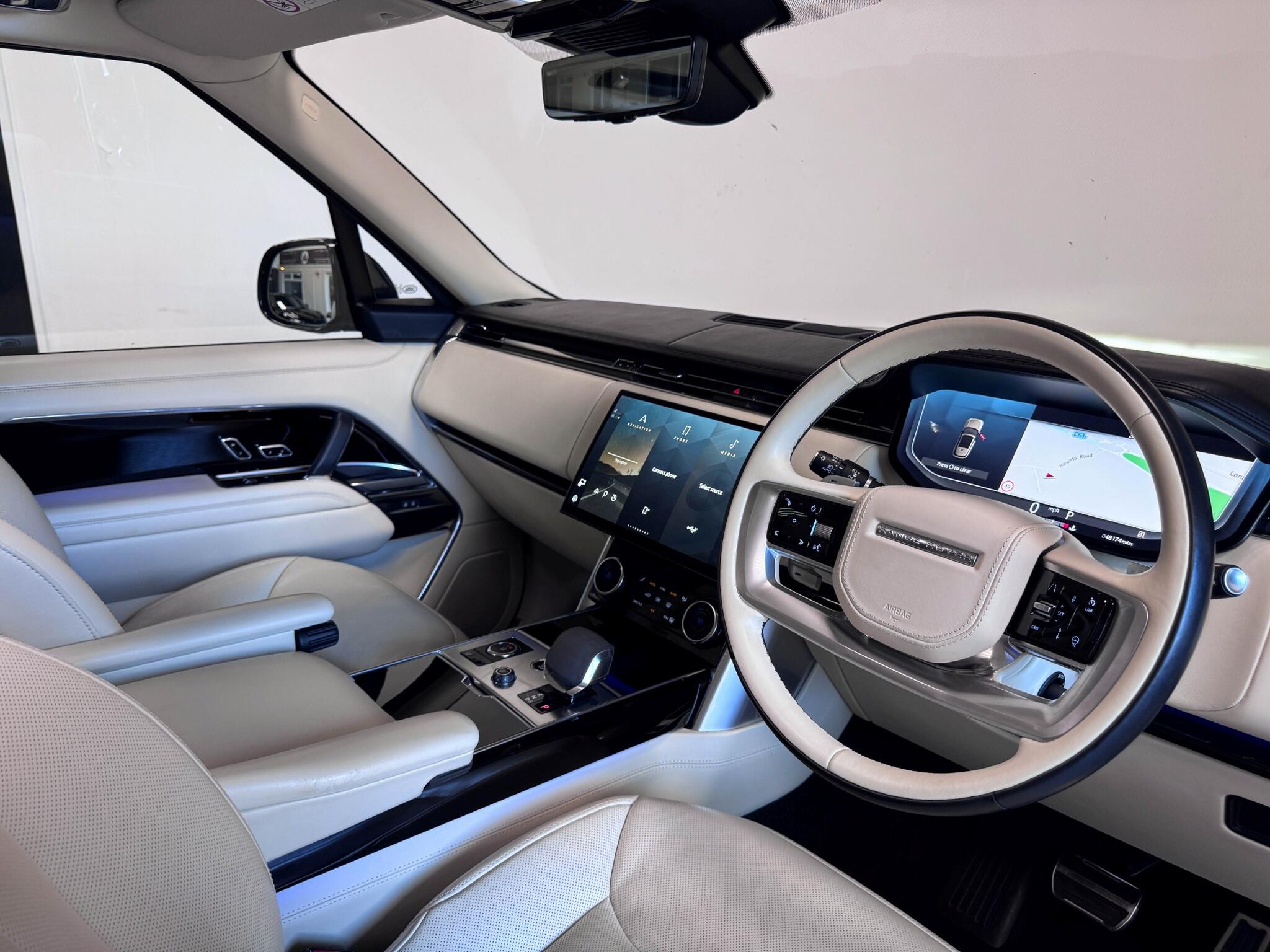 Land Rover Range Rover view 41