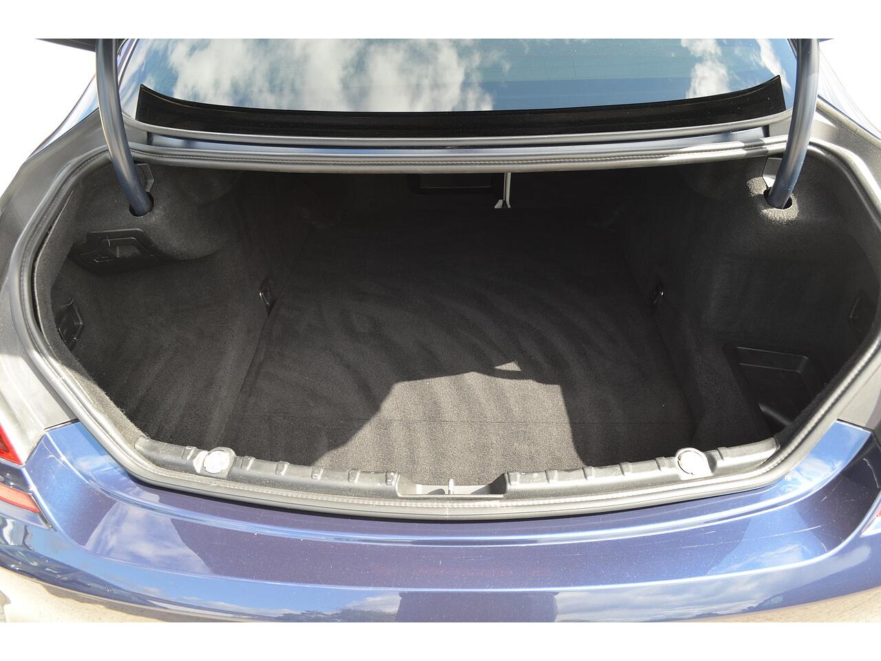 BMW 6 Series view 36