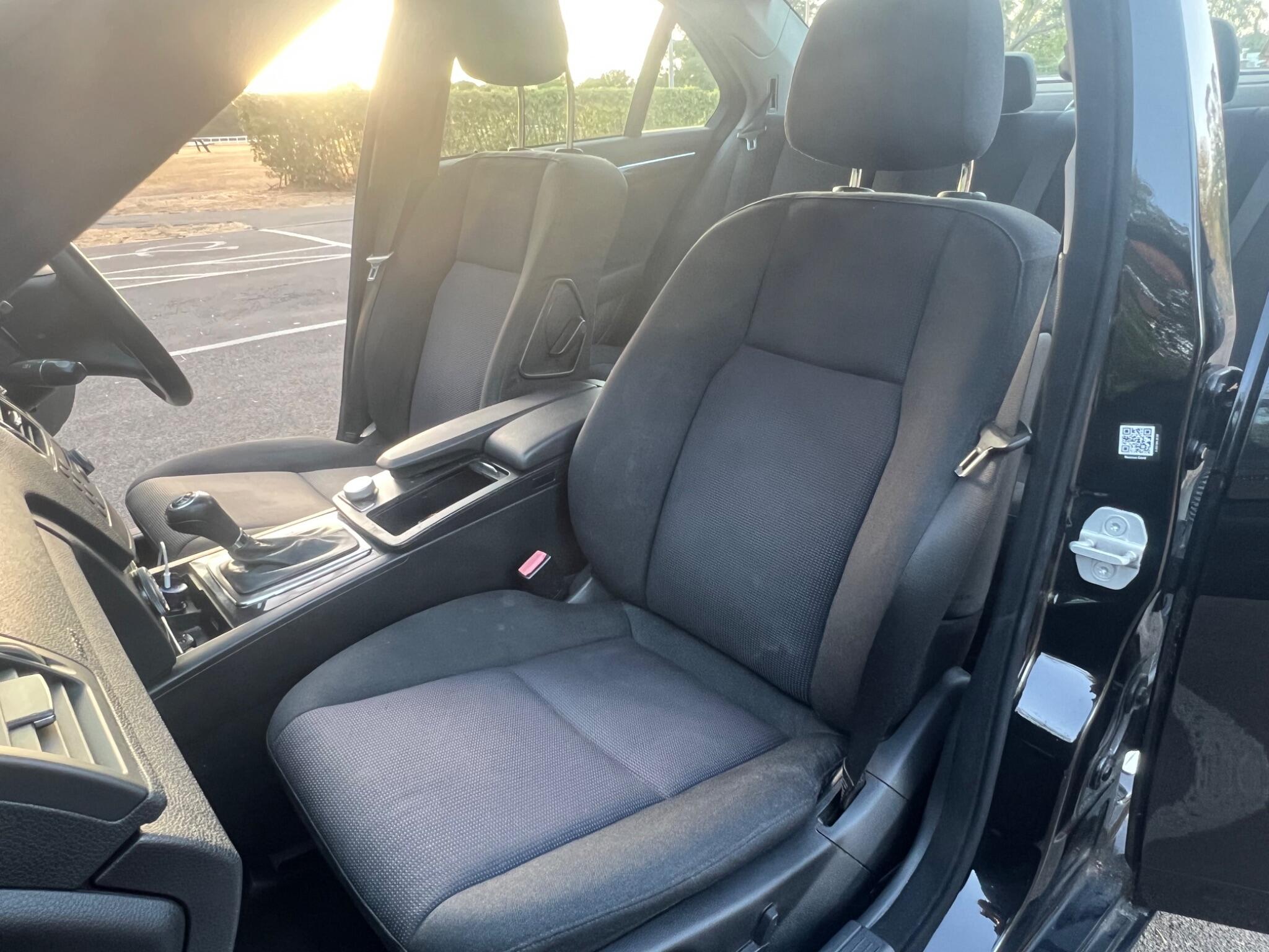 Mercedes-Benz C-Class view 17
