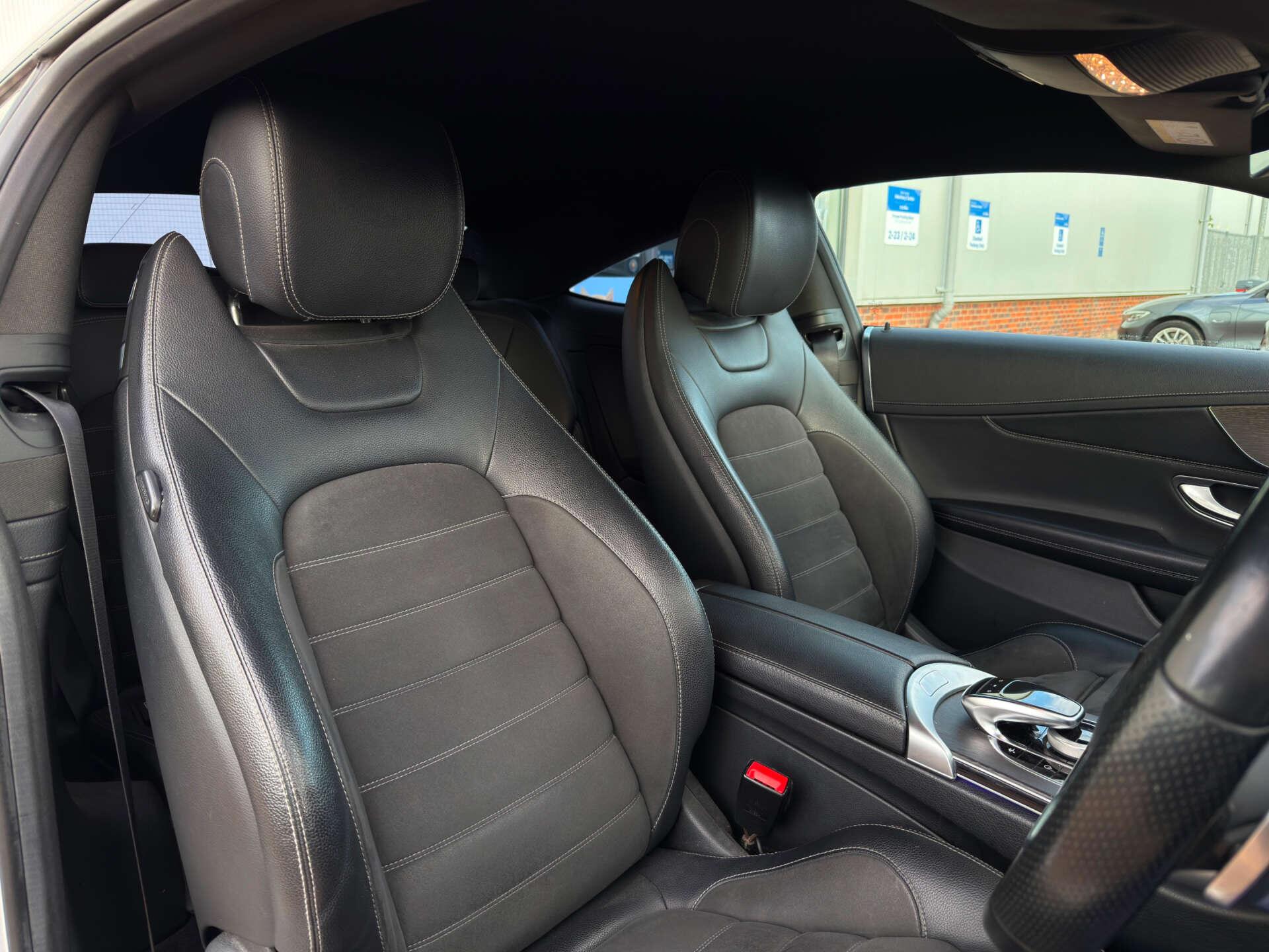 Mercedes-Benz C Class view 14