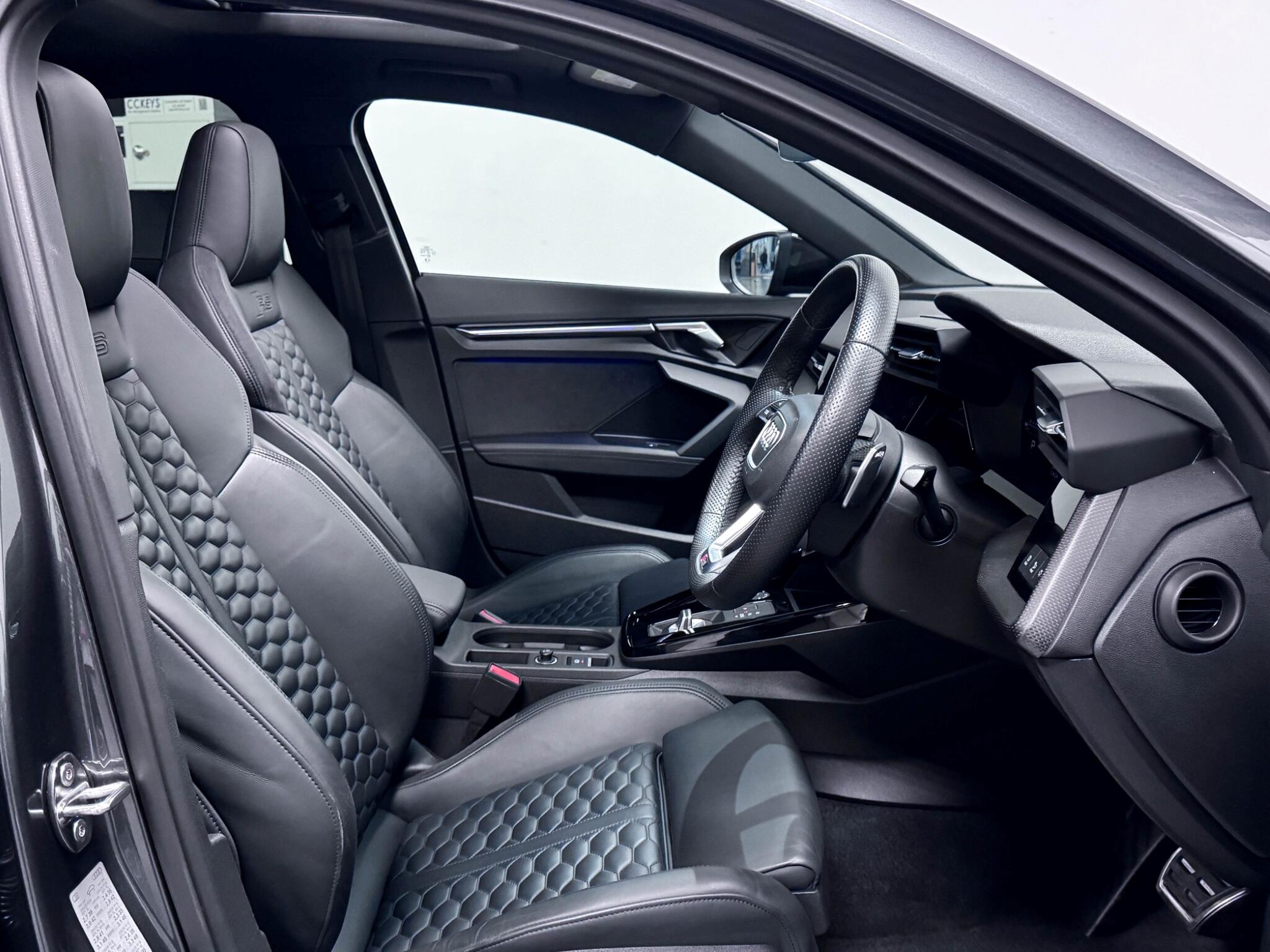 Audi RS3 view 28