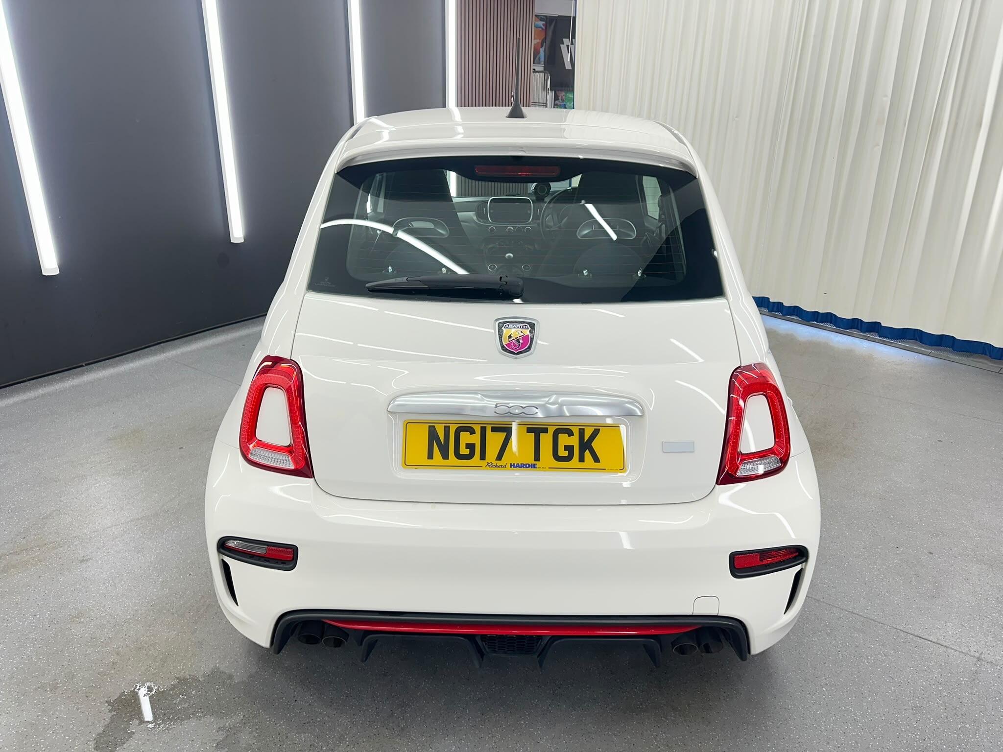 Abarth 595 view 7