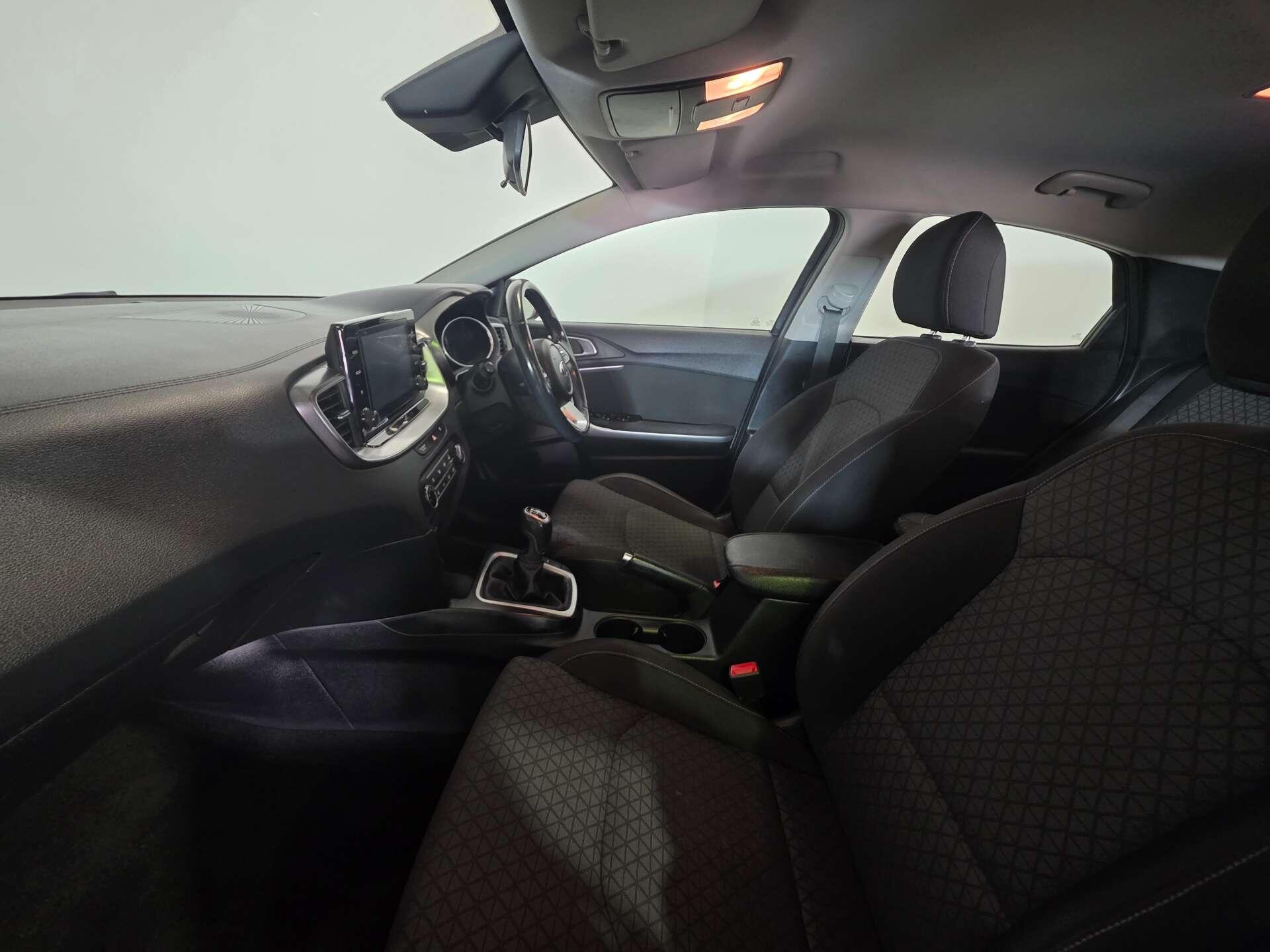Kia Xceed view 50