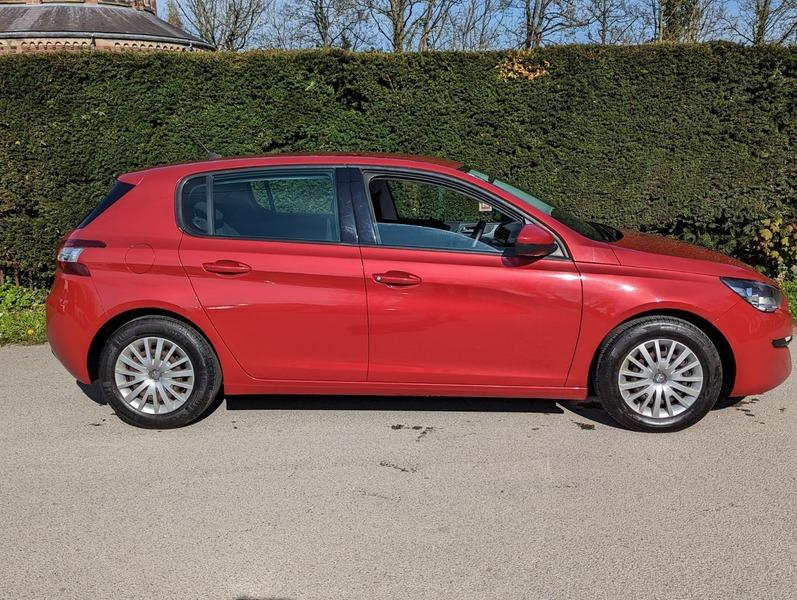 2014 Peugeot 308 1.6 THP Access Euro 5 5dr • 46,823 miles image 2