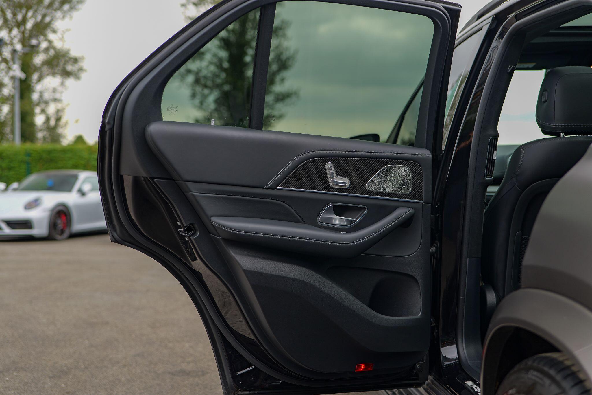 Mercedes-Benz Mercedes-Benz GLE view 31