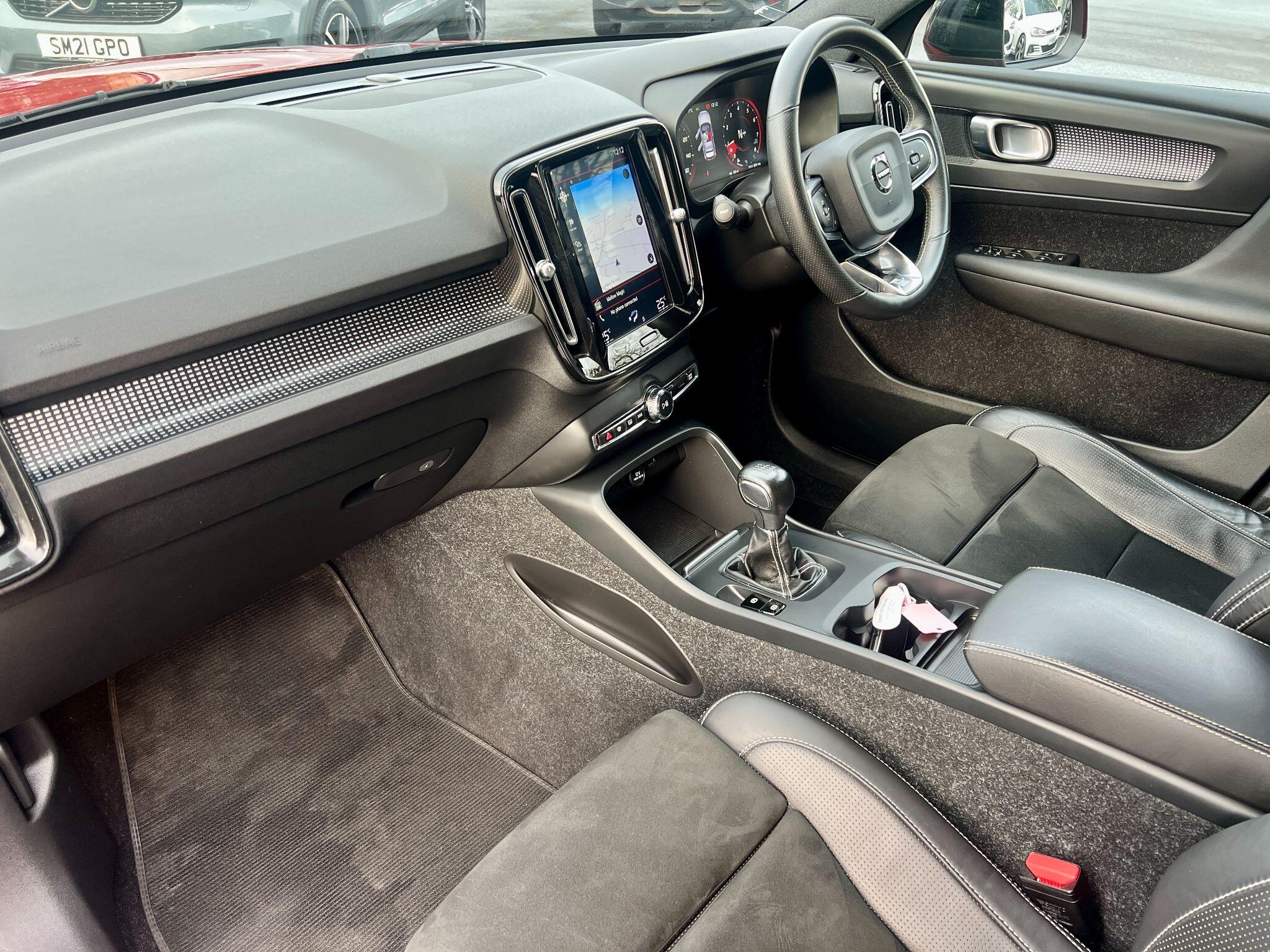 Volvo XC40 view 20