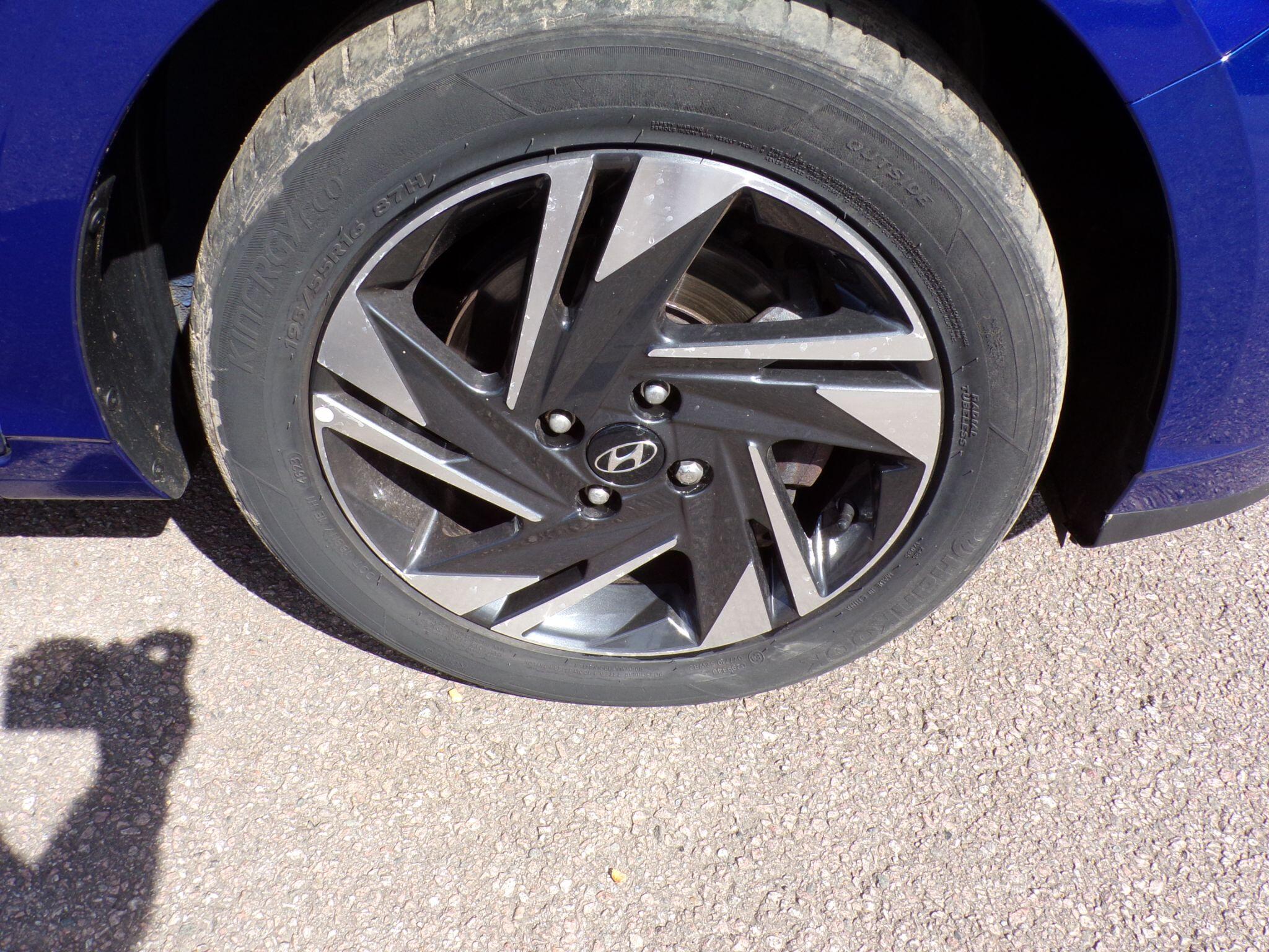 Hyundai i20 view 10