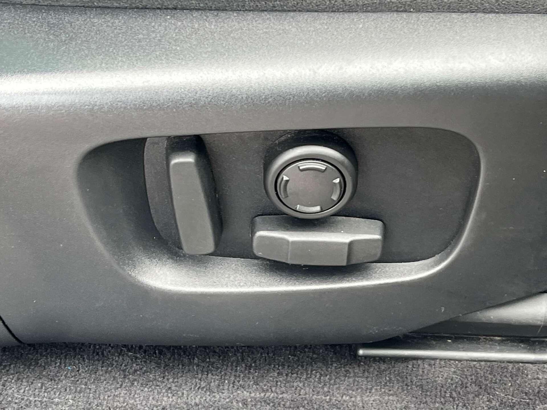 Land Rover Range Rover Evoque view 47