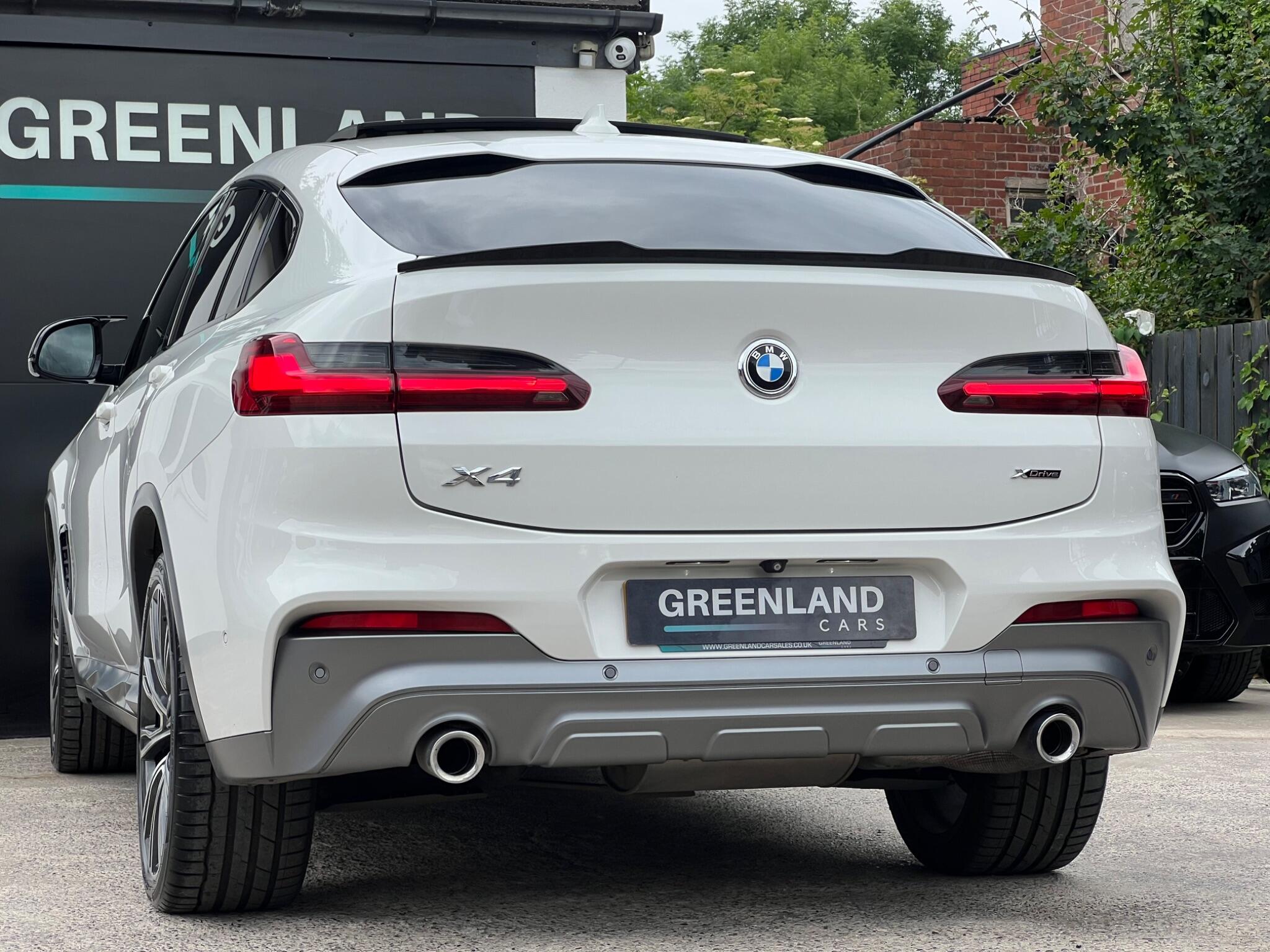 BMW X4 view 32
