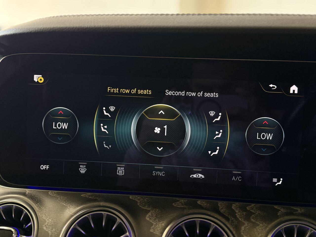 Mercedes-Benz E Class view 54