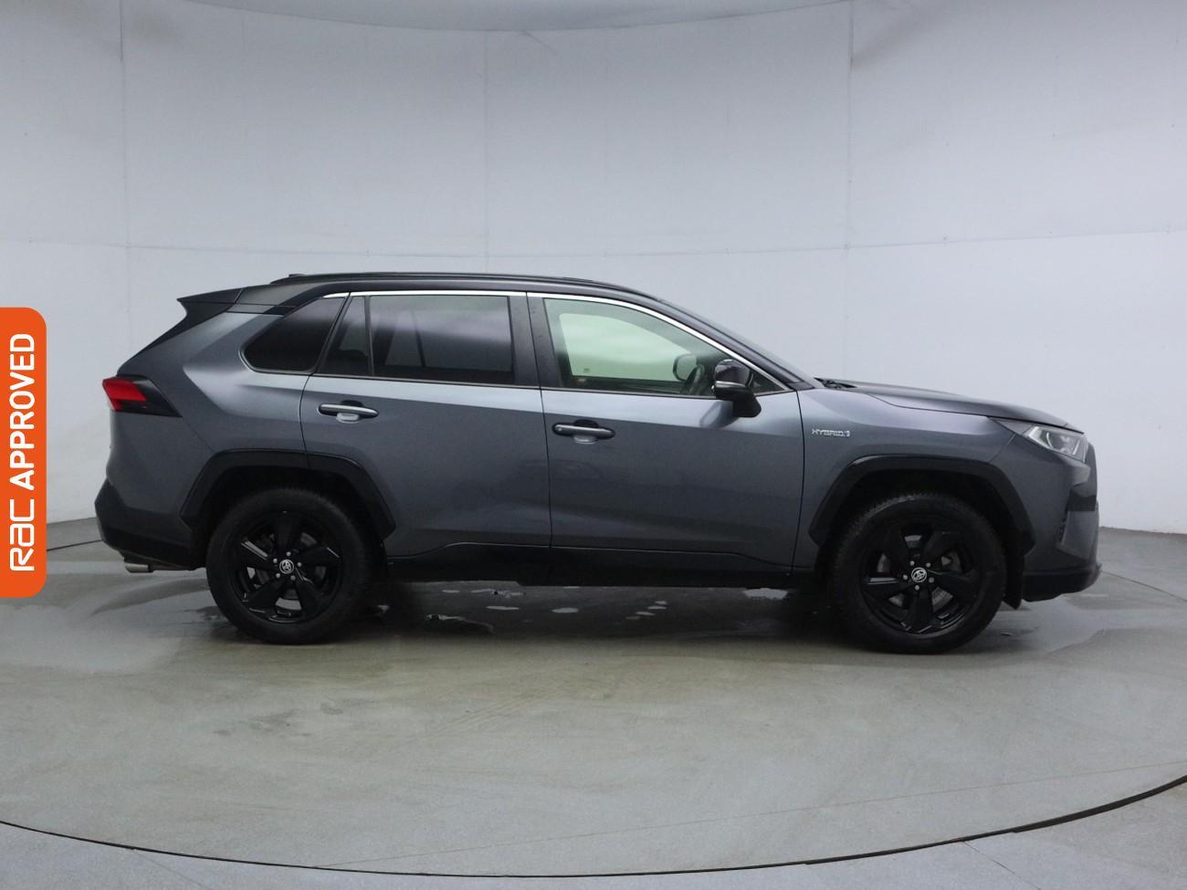 Toyota RAV4 view 6