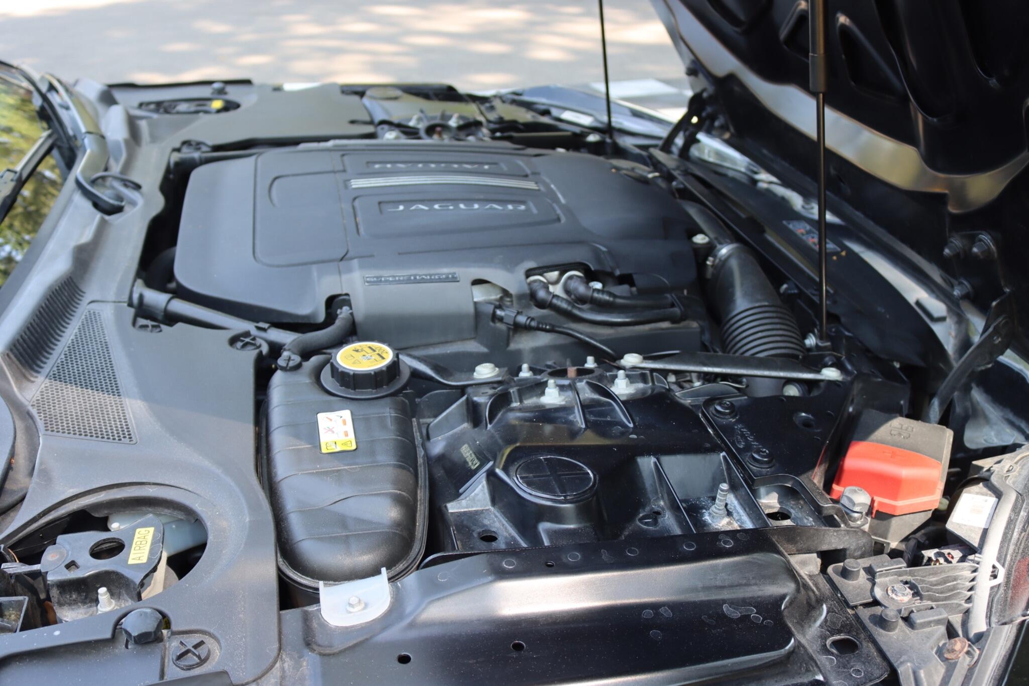 Jaguar F-Type view 20