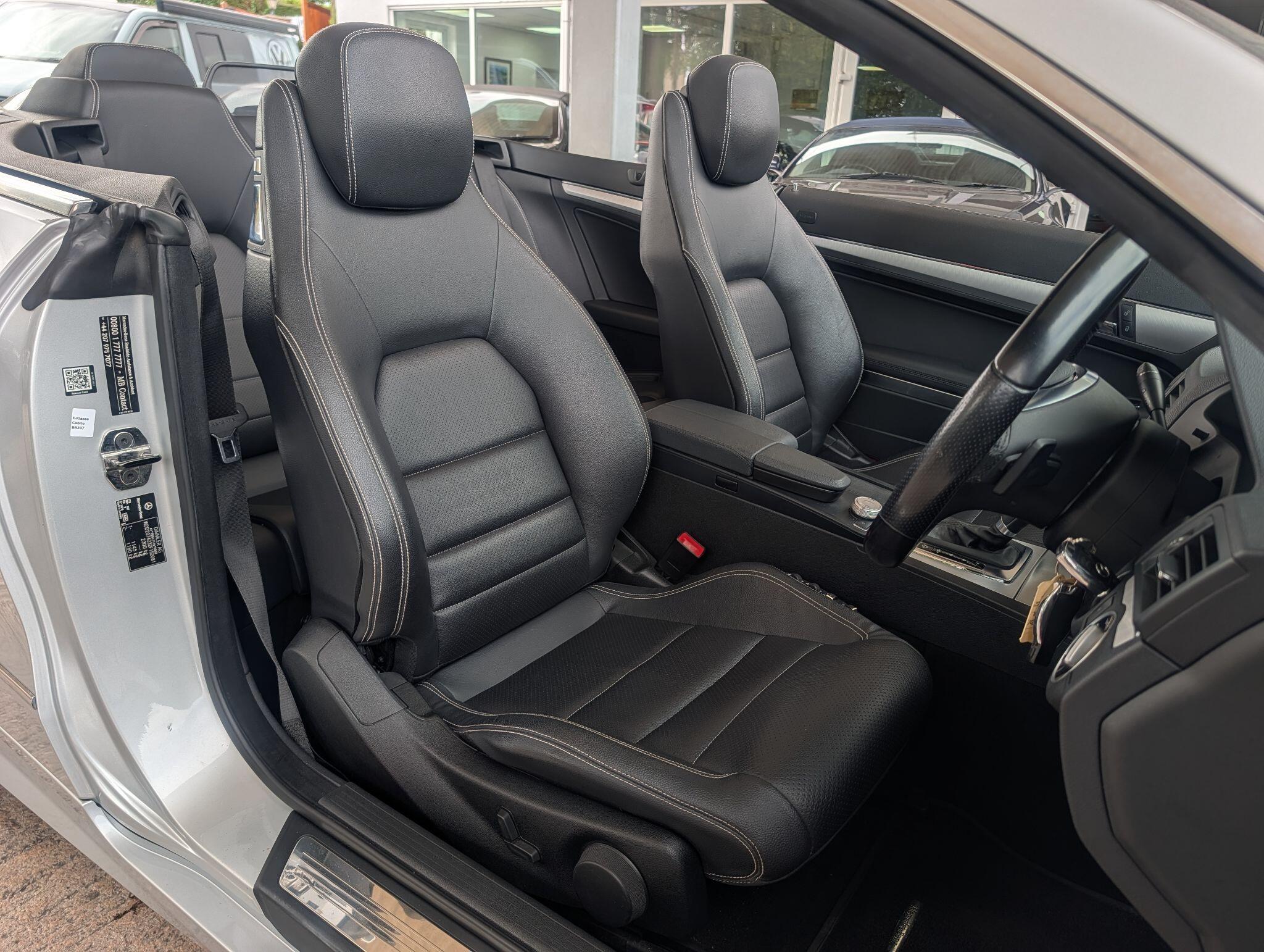 Mercedes-Benz E-Class view 3