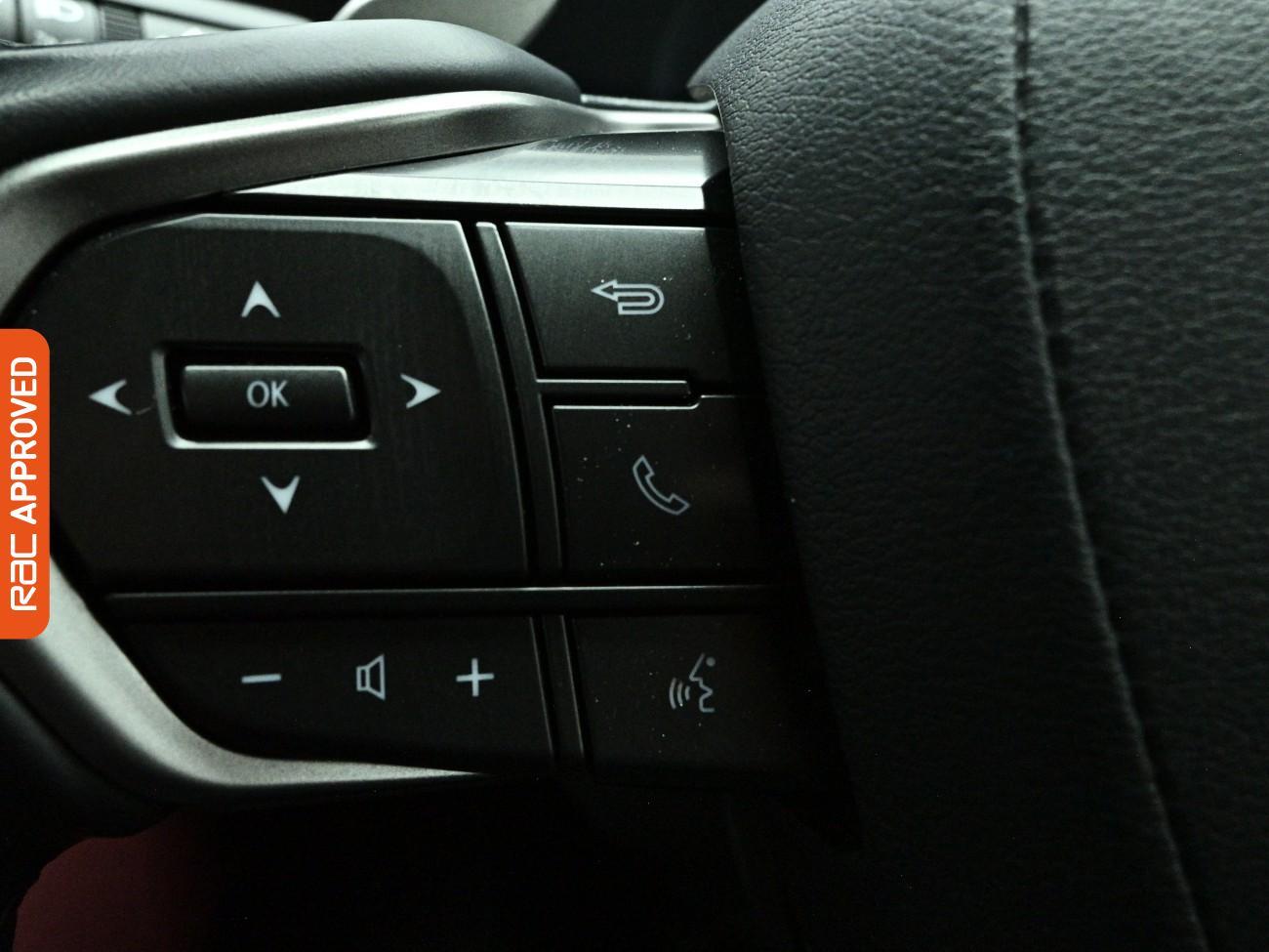 Lexus NX view 25